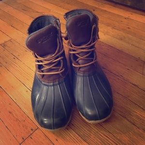 sperry boots